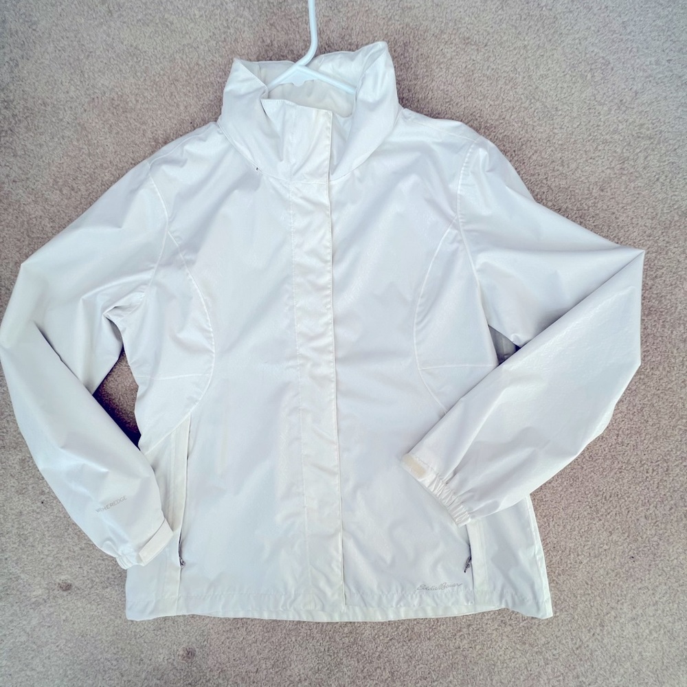 Ladies Eddie Bauer Weatheredge white lined powder jacket size L.